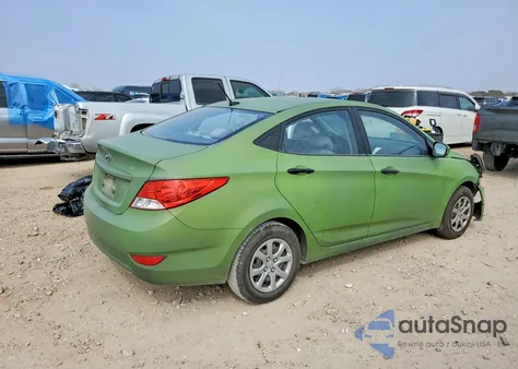 2013 Hyundai Accent Gls z USA, uszkodzony, nr VIN KMHCT4AE2DU279502